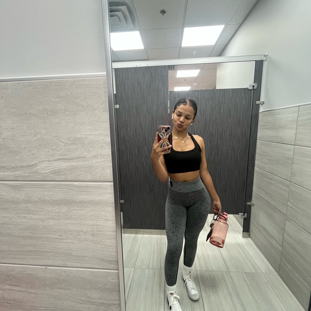 PINK Gray Leggings